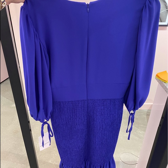 Dress - Picture 5 of 6